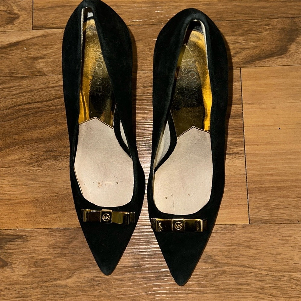 Black Micheal Kors heels Used.